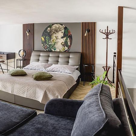 Apartament Dwupoziomowy Venus Czestochowa Bagian luar foto
